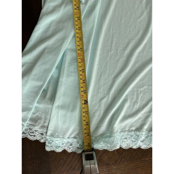 Vintage Shadowline Nightgown/ Robe Med Embroidered Lace Aqua Green Blue - Picture 8 of 8